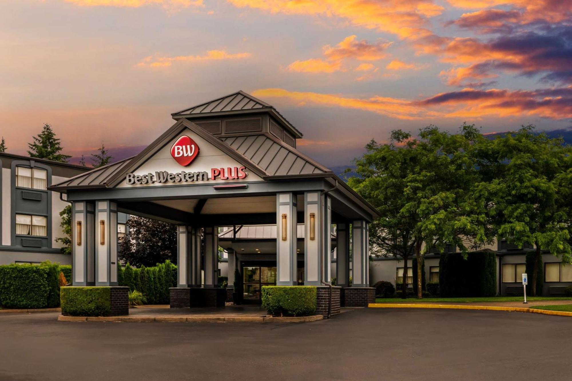 Best Western Plus Puyallup Hotel Ngoại thất bức ảnh