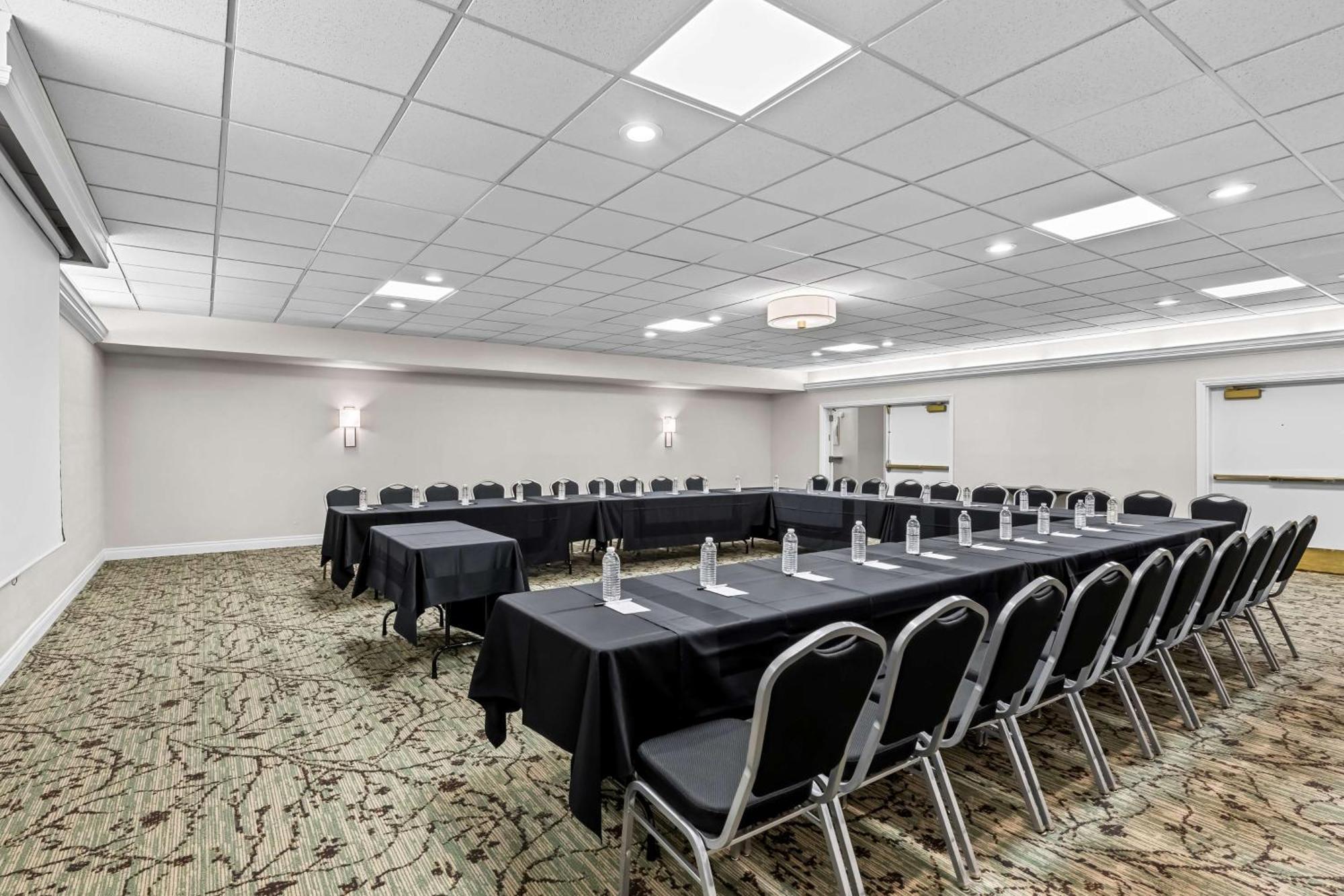 Best Western Plus Puyallup Hotel Ngoại thất bức ảnh